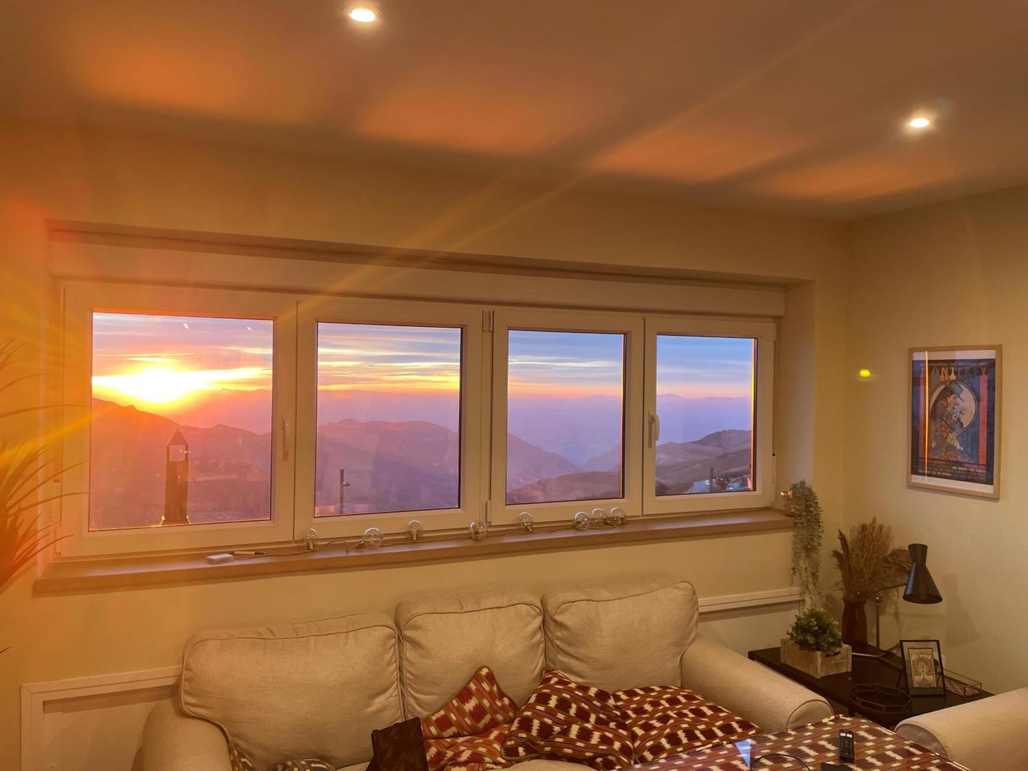 Luxury And Newly Refurbished 3 Bedroom Next To The Slopes Including Indoor Parking Apartamento *
