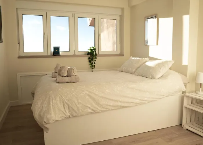 Luxury And Newly Refurbished 3 Bedroom Apartment Next To The Slopes Including Indoor Parking