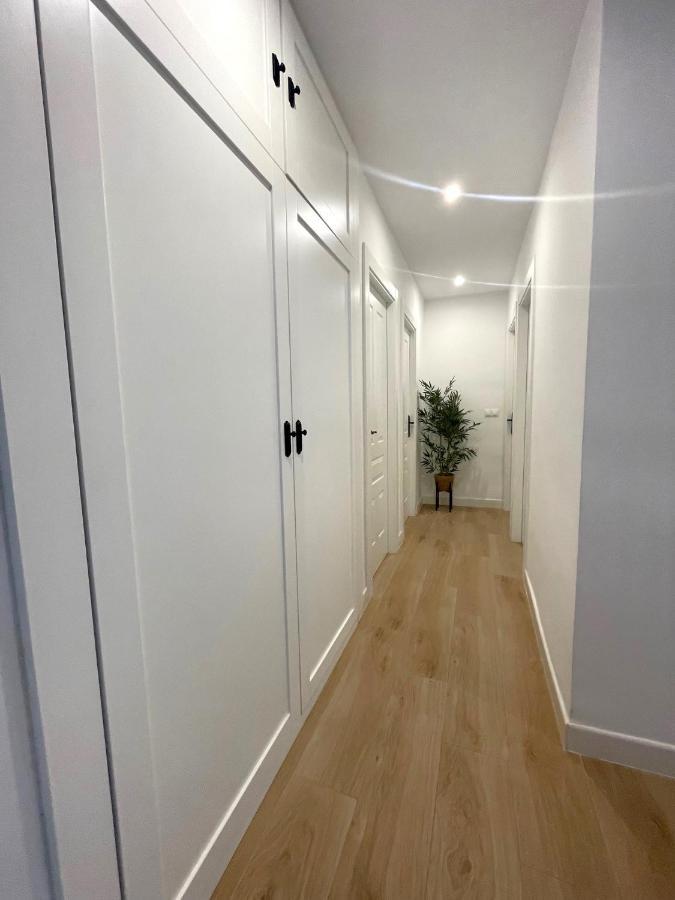 Apartment Luxury And Newly Refurbished 3 Bedroom Next To The Slopes Including Indoor Parking Sierra Nevada