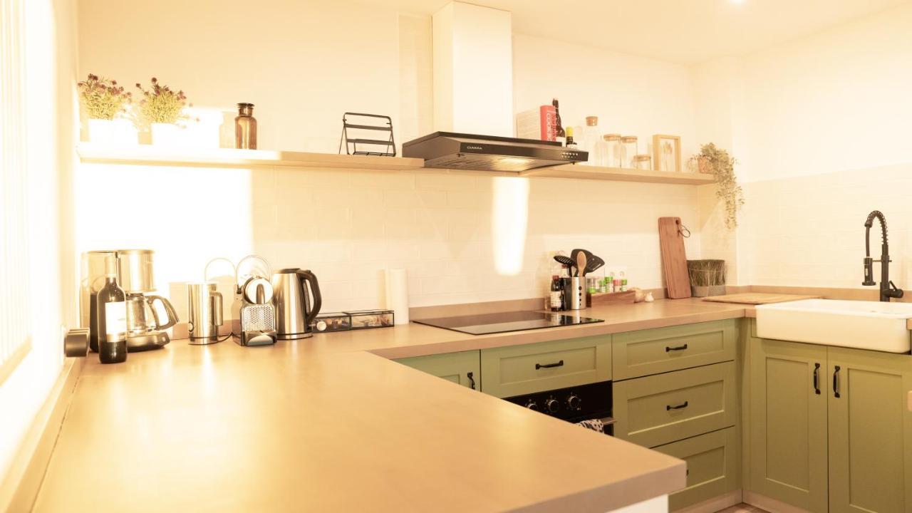 Apartment Luxury And Newly Refurbished 3 Bedroom Next To The Slopes Including Indoor Parking *