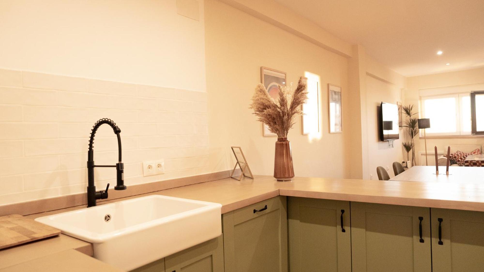 Apartment Luxury And Newly Refurbished 3 Bedroom Next To The Slopes Including Indoor Parking Sierra Nevada