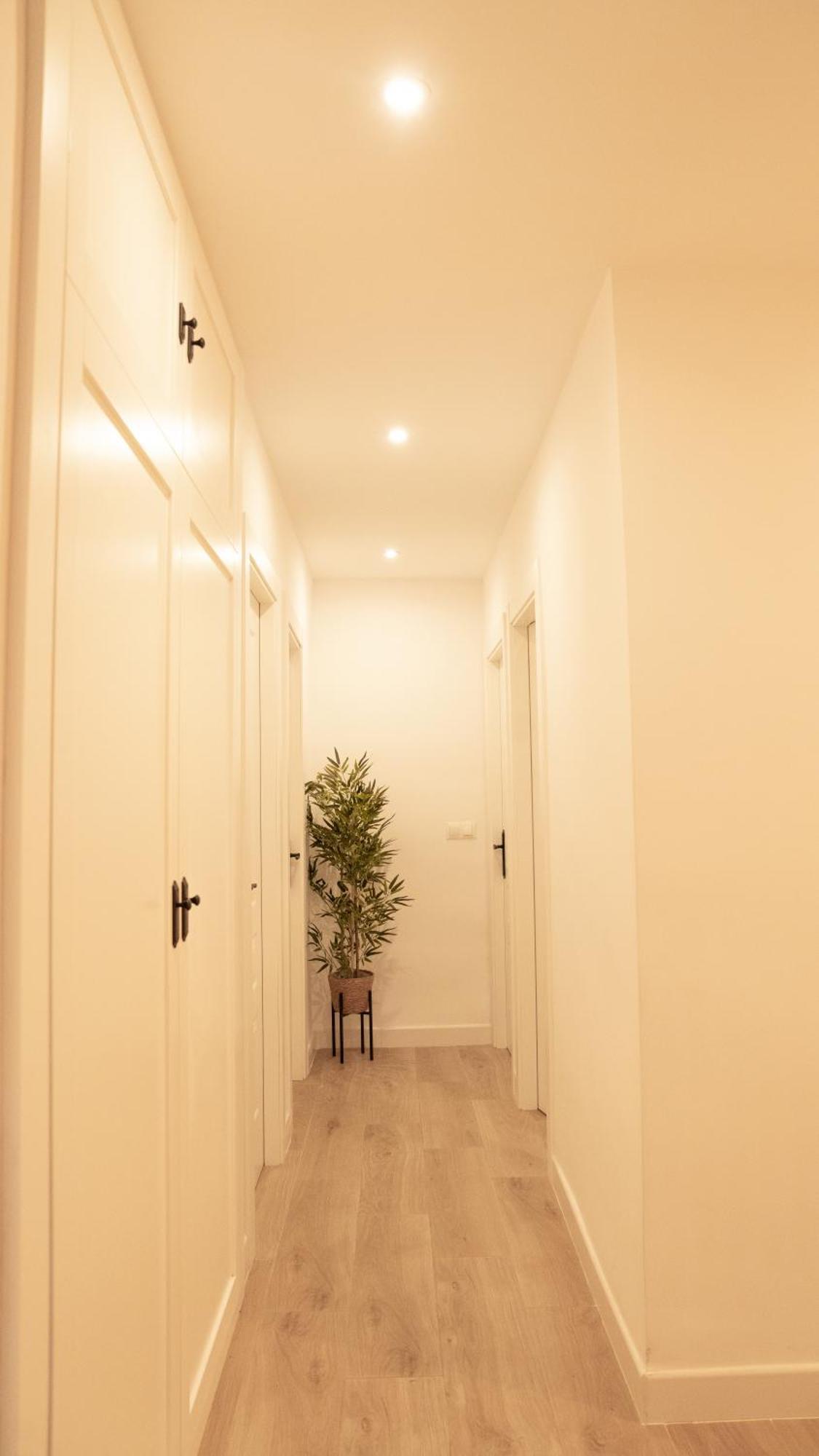 Luxury And Newly Refurbished 3 Bedroom Next To The Slopes Including Indoor Parking * Sierra Nevada